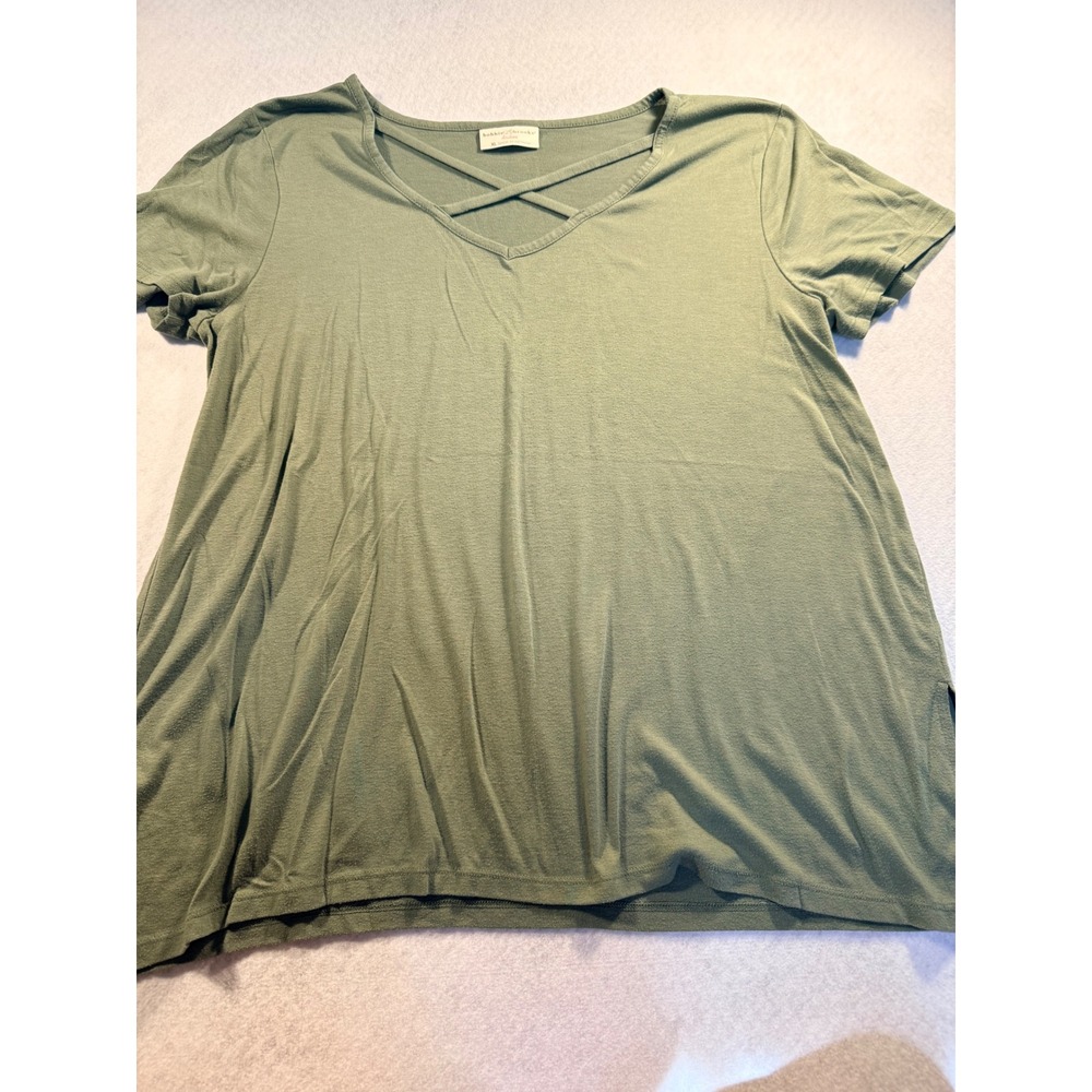 Bobbie Brooks Women XL Olive Green Crisscross V-Neck Short Sleeve T-Shirt Top